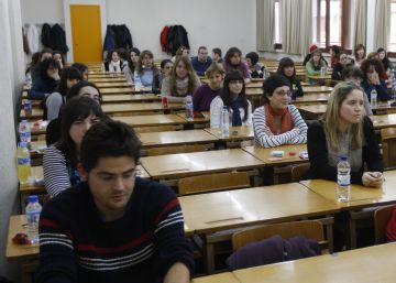Fedeca pide modernizar las oposiciones y dar becas para acceder a la función pública Fedeca pide modernizar las oposiciones y dar becas para acceder a la función pública