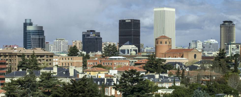 Vista de AZCA, la zona financiera de Madrid.