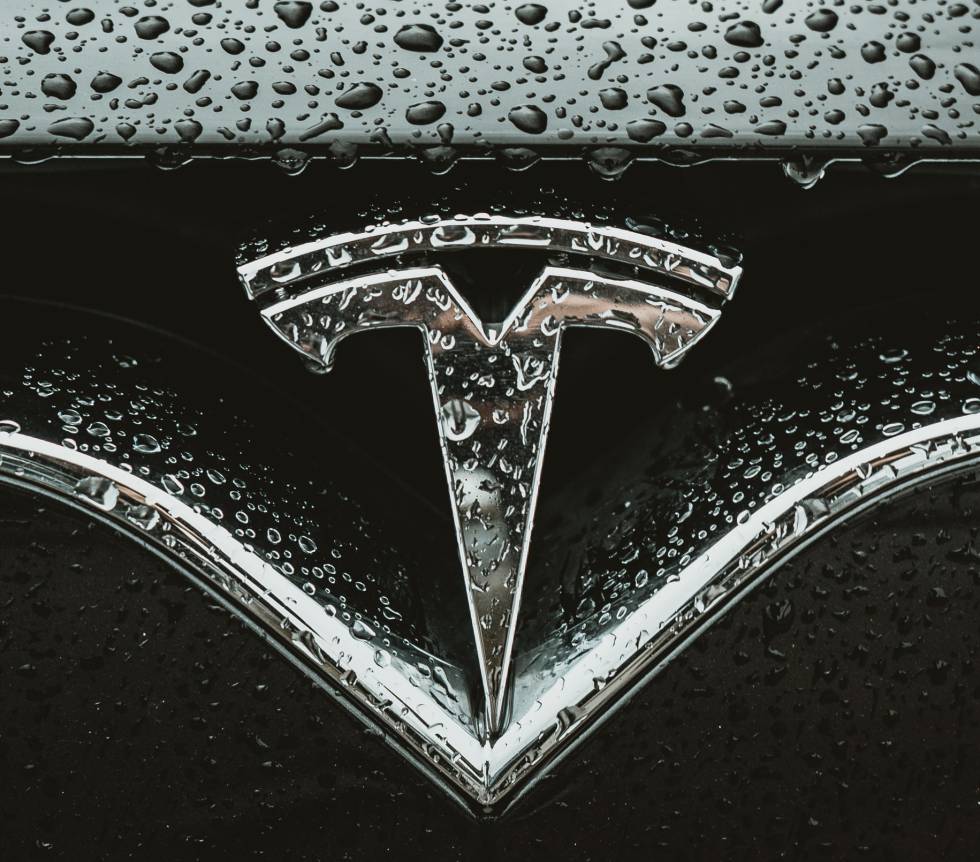 Consejos para alargar la vida de la batería de tu Tesla durante el crudo invierno