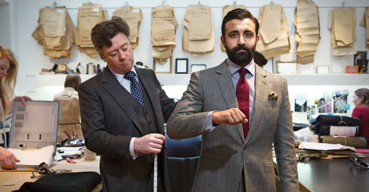 El abogado solo puede deducirse el IVA de la ropa de uso "formal"