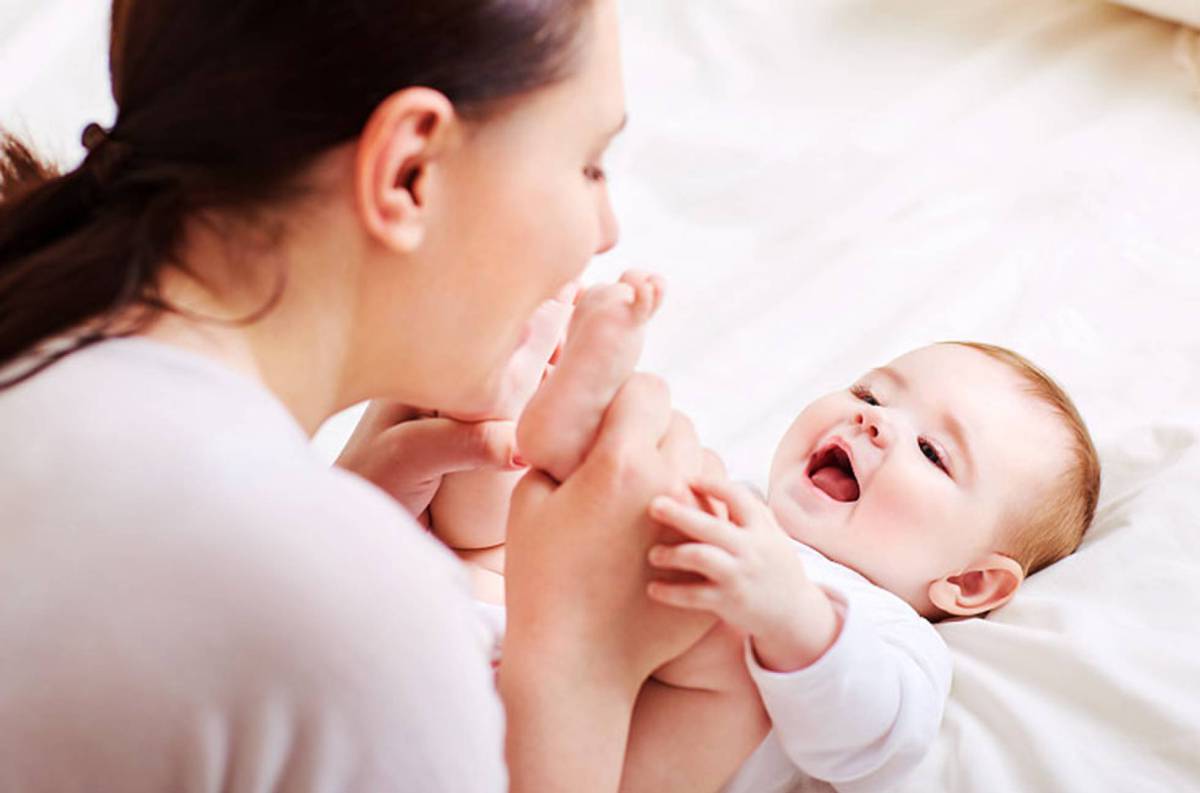 Incluir la maternidad y el riesgo de embarazo como absentismo no discrimina a las mujeres