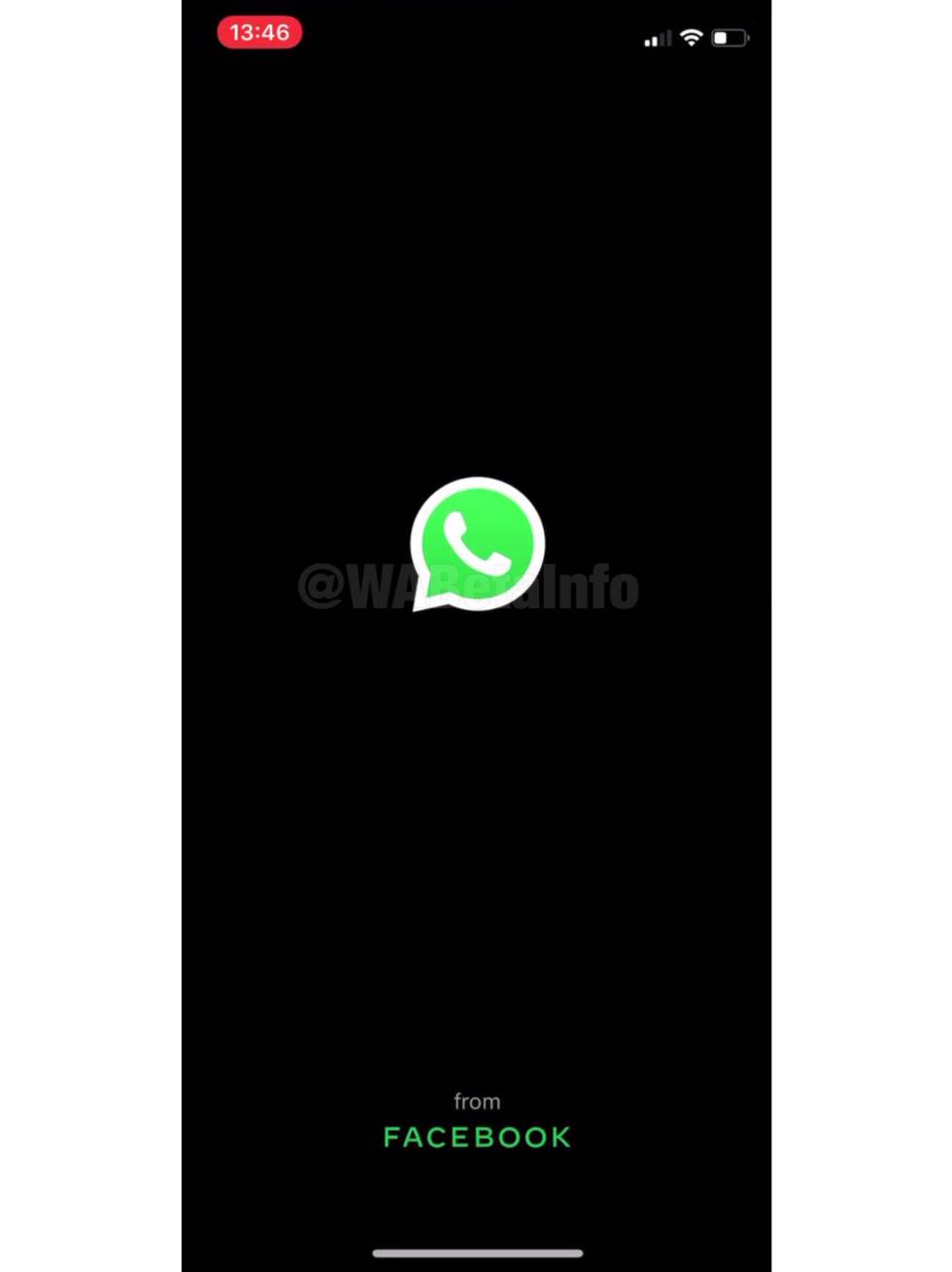 Modo oscuro de WhatsApp en iPhone.