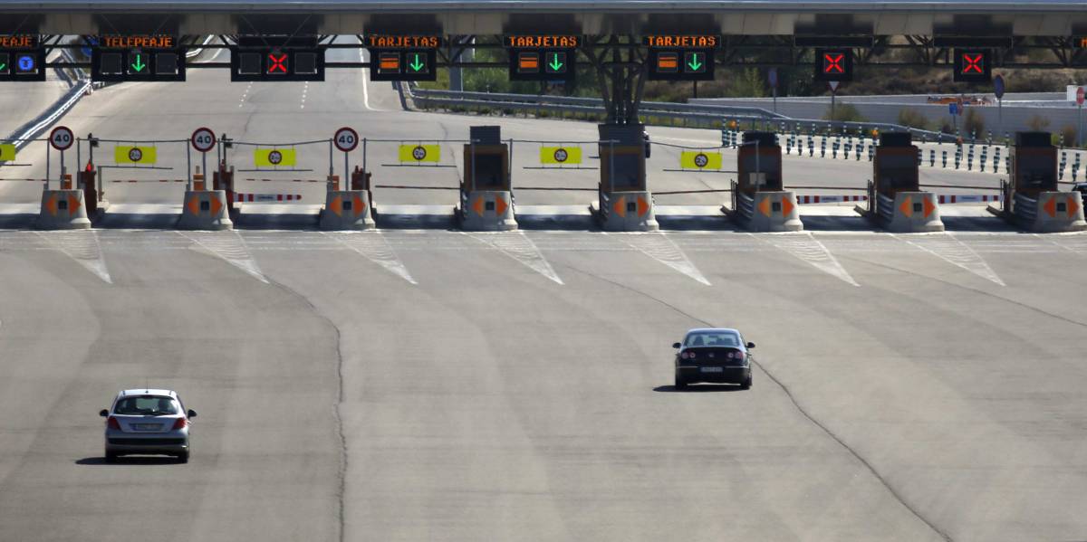 Puesto de peaje de una de las autopistas radiales.