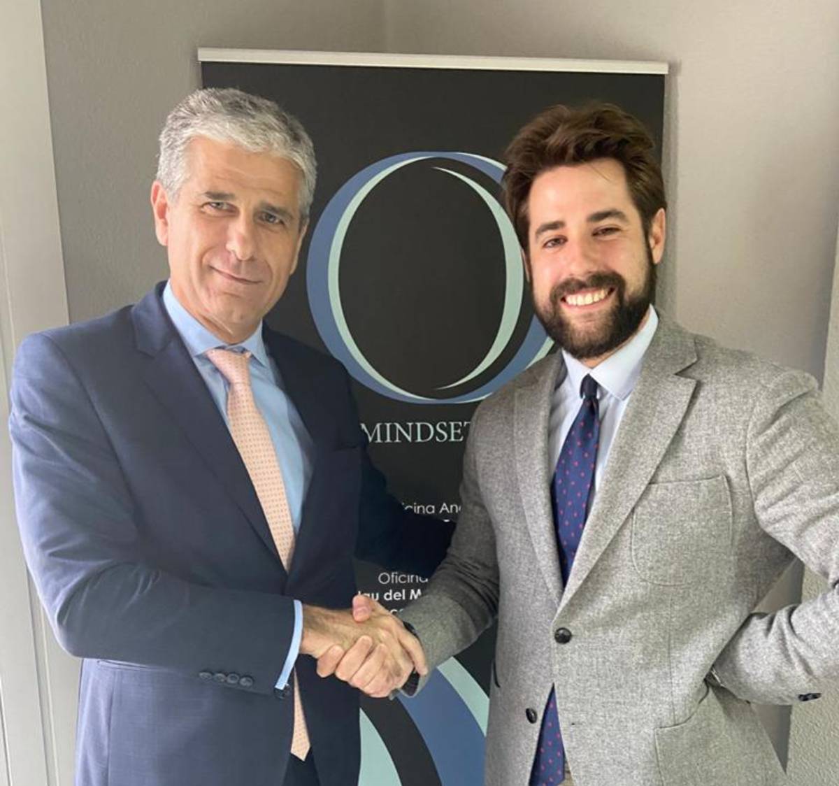 De izquierda a derecha: Rafael Roca, socio fundador de Roca & Asociados; y Oriol Giró, CEO de Emindset Law.