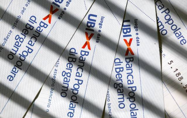 A UBI le costará escapar del abrazo de Intesa Sanpaolo