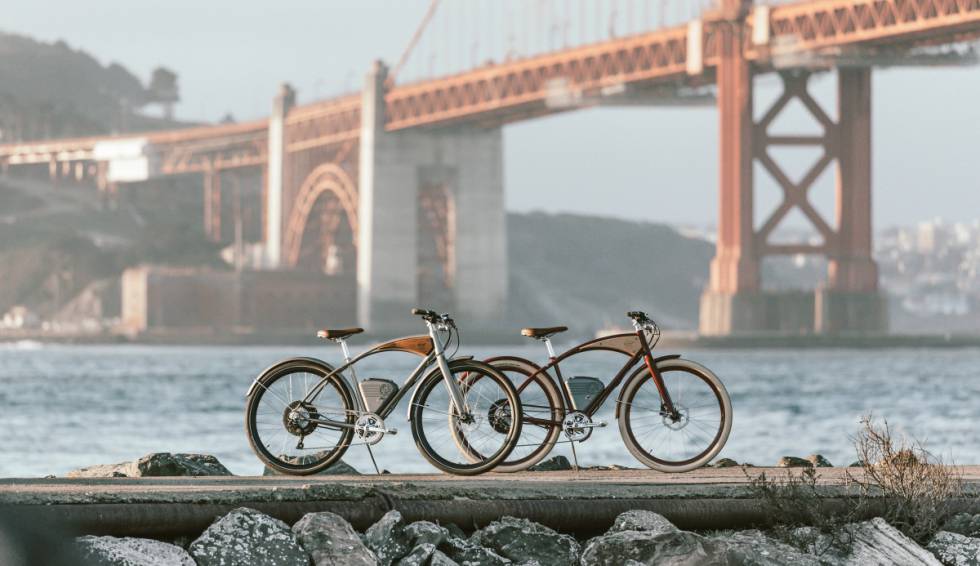 Vintage Electric 2020 Cafe.