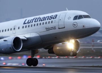 Lufthansa pedirá liquidez a los Gobiernos europeos para hacer frente a la crisis Lufthansa pedirá liquidez a los Gobiernos europeos para hacer frente a la crisis