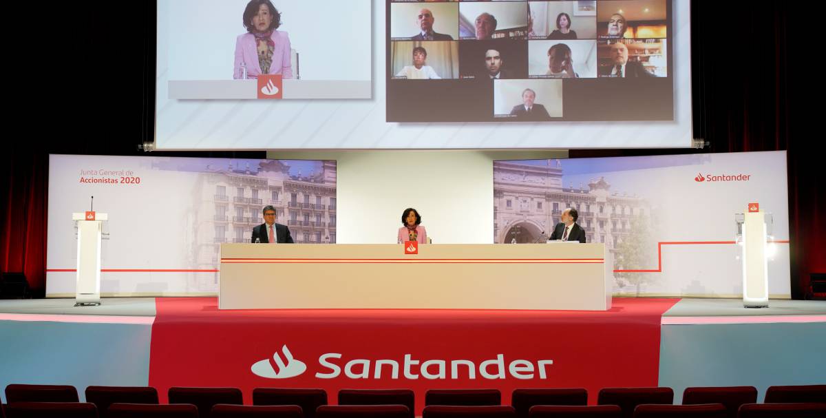 Imagen de la junta de accionistas de Banco Santander.