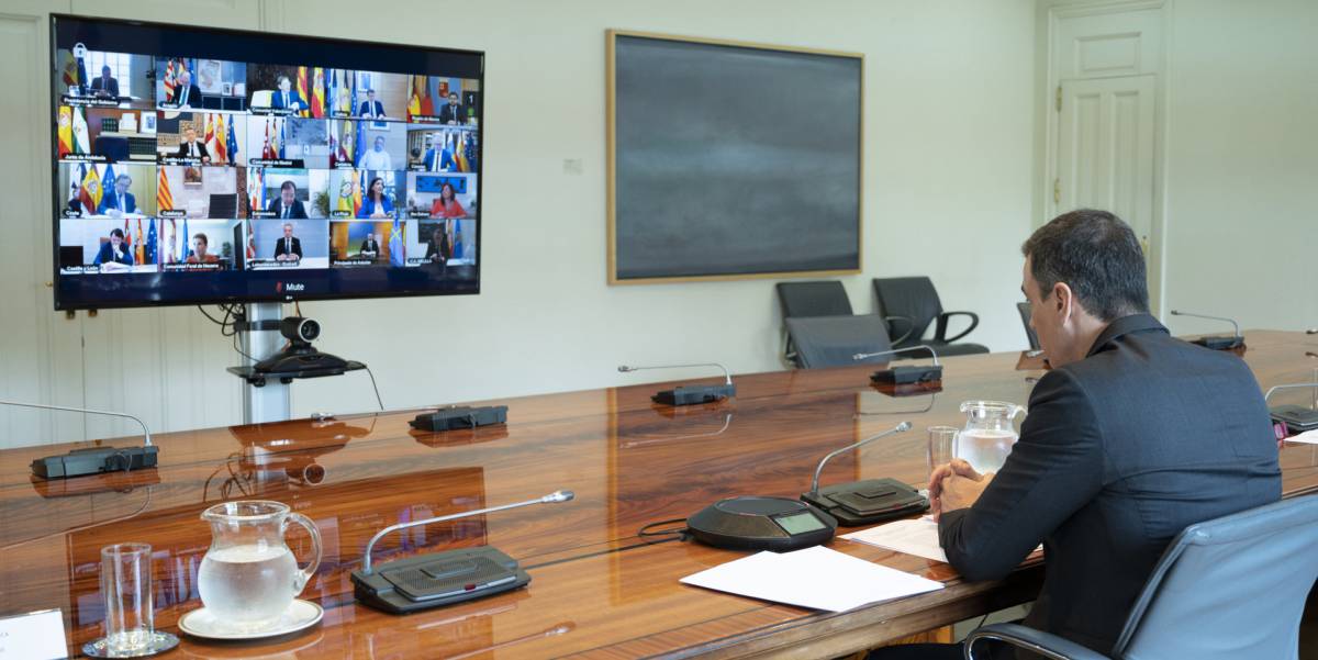 El presidente del Gobierno, Pedro Sánchez, se reúne con los presidentes autonómicos por videconferencia, en Madrid (España) a 31 de mayo de 2020.