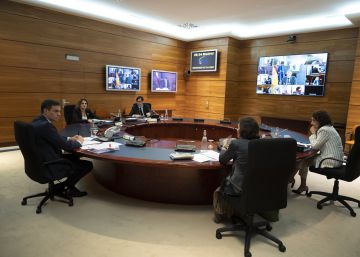 El Gobierno crea un impuesto para envases plásticos monouso con el que recaudará 724 millones El Gobierno crea un impuesto para envases plásticos monouso con el que recaudará 724 millones