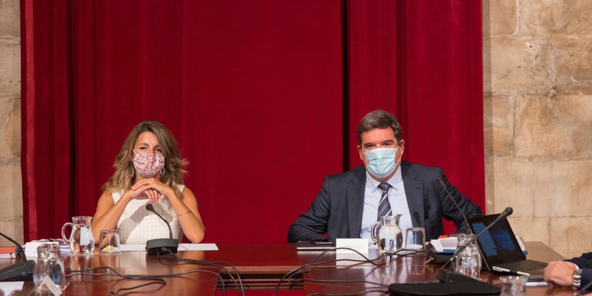 La ministra de Trabajo y Economía Social, Yolanda Díaz y el ministro de Inclusión, Seguridad Social y Migraciones, José Luis Escrivá.