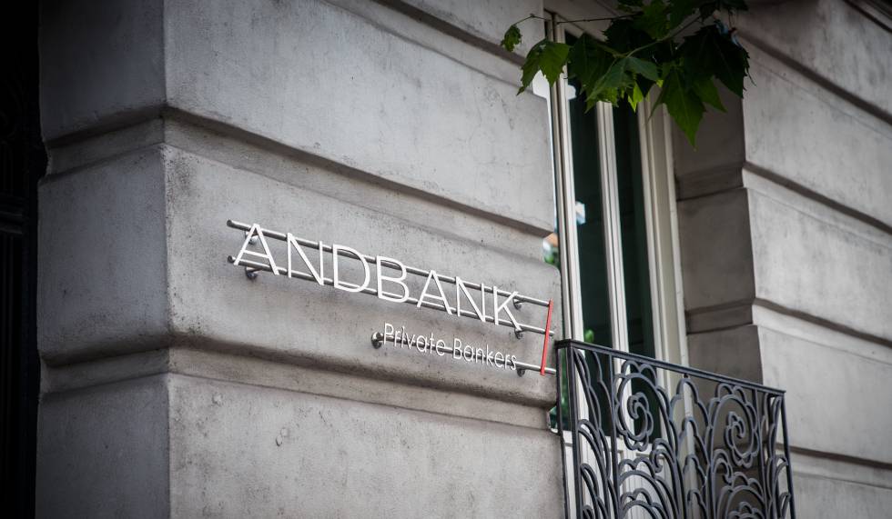 Fachada de la oficina principal de Andbank en España