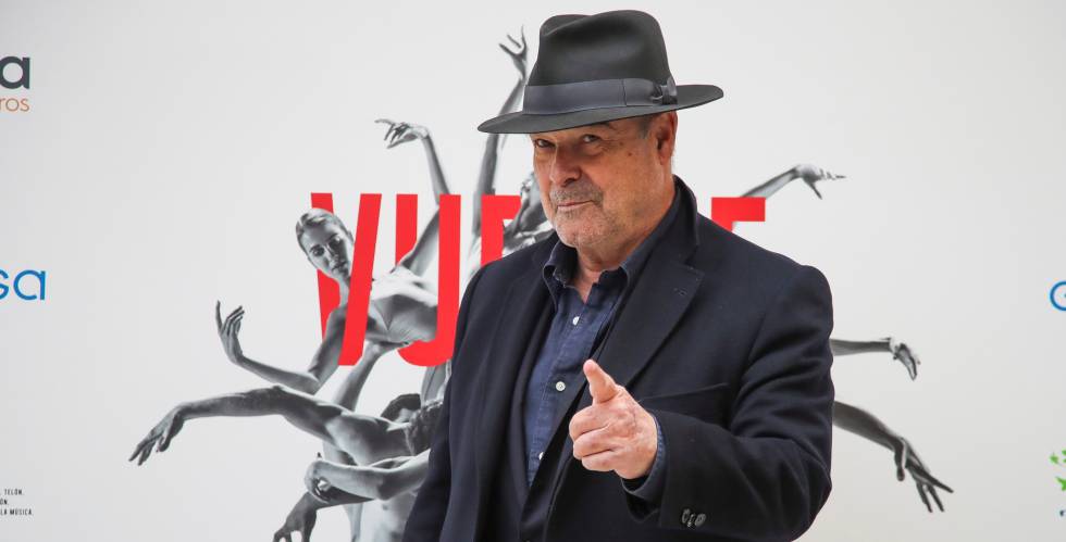 Antonio Resines ha presentado en la Academia de las Artes y las Ciencias Cinematográficas de Madrid, #Vuelvealavida. Se trata de una iniciativa que pretende impulsar el apoyo a la cultura española, que ha sido gravemente afectada por la pandemia.