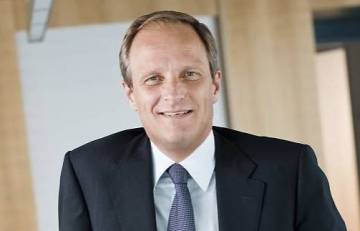 El CEO de Almirall invierte 500.000 euros en acciones 10 días antes de dejar el cargo