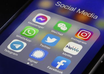 Signal y Telegram aprovechan
el traspié de WhatsApp... ¿podrán acabar con su reinado? Signal y Telegram aprovechan
el traspié de WhatsApp... ¿podrán acabar con su reinado?