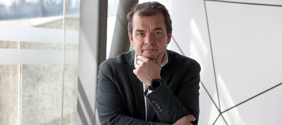 Eduardo Rodríguez: “Pese a la presión china, hemos sido líder en móvil en 2020 en España”