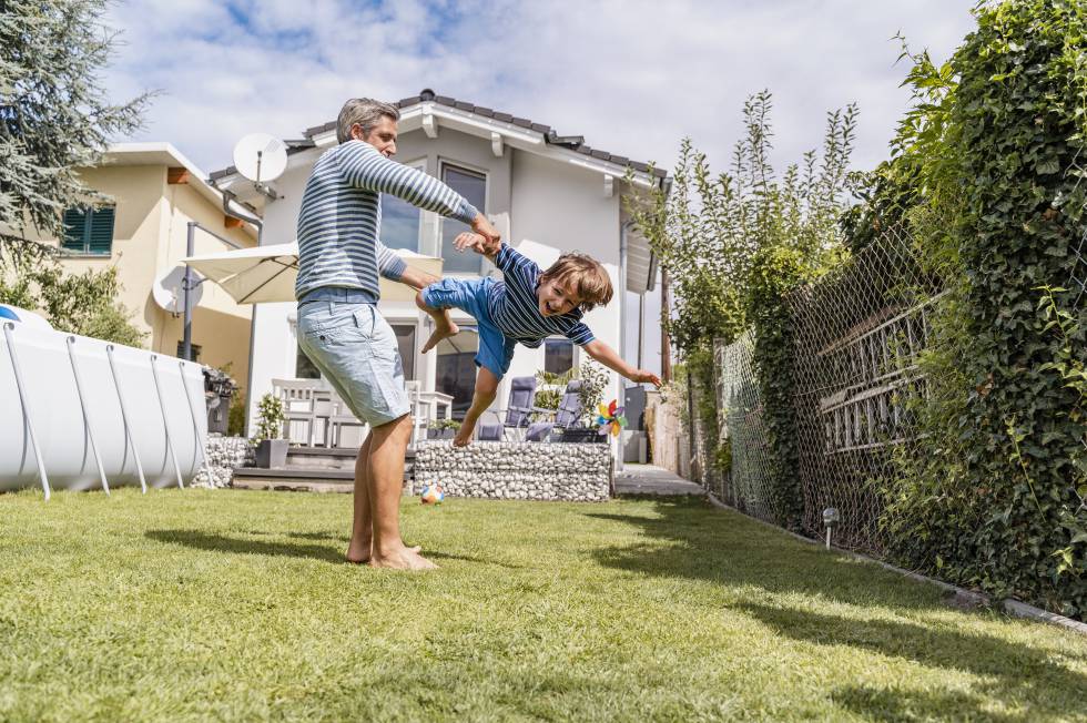 Vivienda con jardín