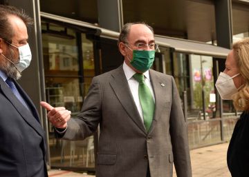 Calviño pide acelerar la vacunación para afianzar la remontada del PIB Calviño pide acelerar la vacunación para afianzar la remontada del PIB