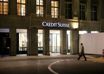 Credit Suisse provisiona 4.000 millones por los fiascos de Archegos y Greensill Credit Suisse provisiona 4.000 millones por los fiascos de Archegos y Greensill
