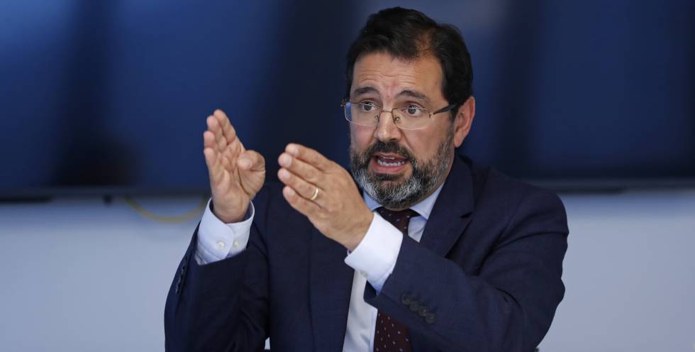 Gándara: “Aena debe bajar tarifas por el marco regulatorio y no por ser un 51% pública”