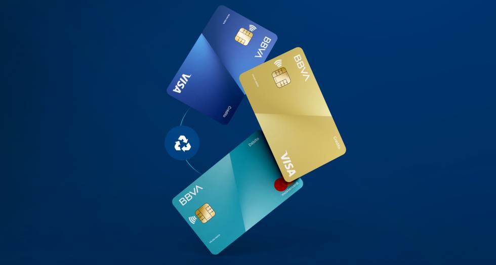 Tarjetas fabricadas con PVC reciclado de BBVA.