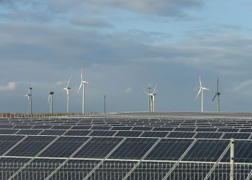 España hará hidrógeno renovable con rayos de sol y viento España hará hidrógeno renovable con rayos de sol y viento