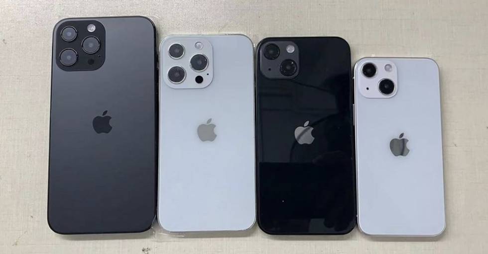 Dummies de los futuros iPhone de 2021.