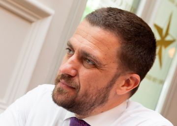 Carlos Sáez Gallego: “Para tener a los mejores consejeros hay que ofrecer sueldos competitivos” Carlos Sáez Gallego: “Para tener a los mejores consejeros hay que ofrecer sueldos competitivos”