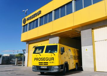 Prosegur crea un búnker digital para
custodia de criptoactivos Prosegur crea un búnker digital para
custodia de criptoactivos