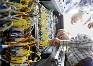 Las líneas de fibra óptica hasta el hogar aumentan en 1,4 millones en un año Las líneas de fibra óptica hasta el hogar aumentan en 1,4 millones en un año
