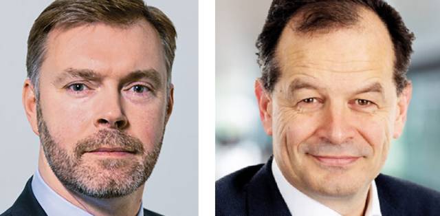 Steve Gunning, director financiero de IAG, y su sucesor, Nicholas Cadbury.