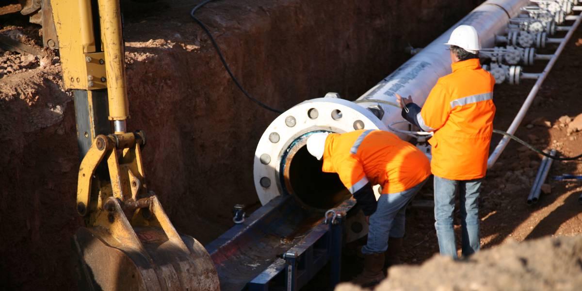 Llegada del Geopig. Pruebas de funcionamiento del gasoducto submarino. Beni Saf, Argelia en 2009