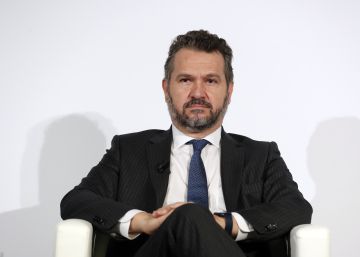 La CNMV arremete contra los 200 brókeres chipriotas que operan en España La CNMV arremete contra los 200 brókeres chipriotas que operan en España