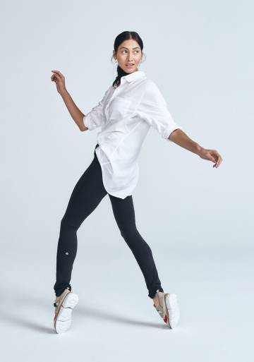 Lululemon pone de moda las mallas en la oficina