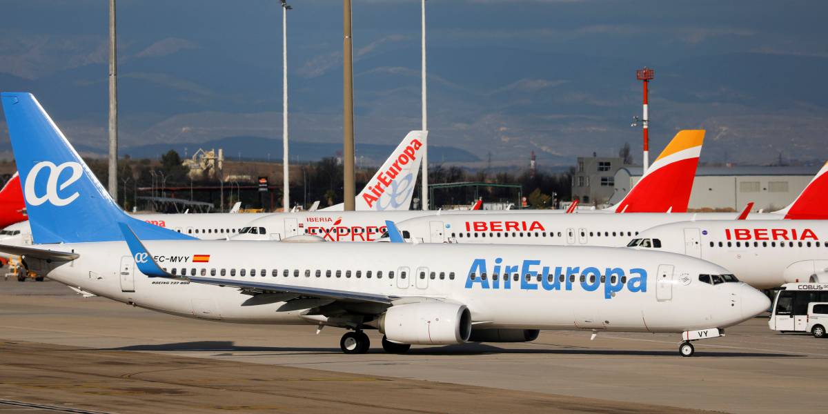 Aviones de Air Europa y de Iberia, del grupo IAG.