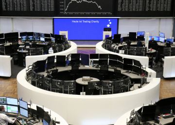 El Ibex se anota un 0,67% y escapa de las caídas en Europa El Ibex se anota un 0,67% y escapa de las caídas en Europa