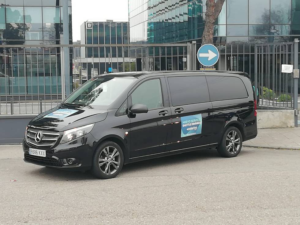 Celering minivan