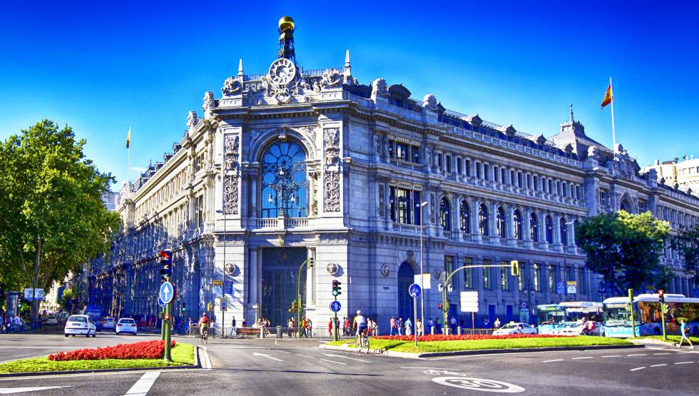 Gobierno y Banco de España se ponen en contacto con Carlos, que denunció la exclusión financiera a los mayores