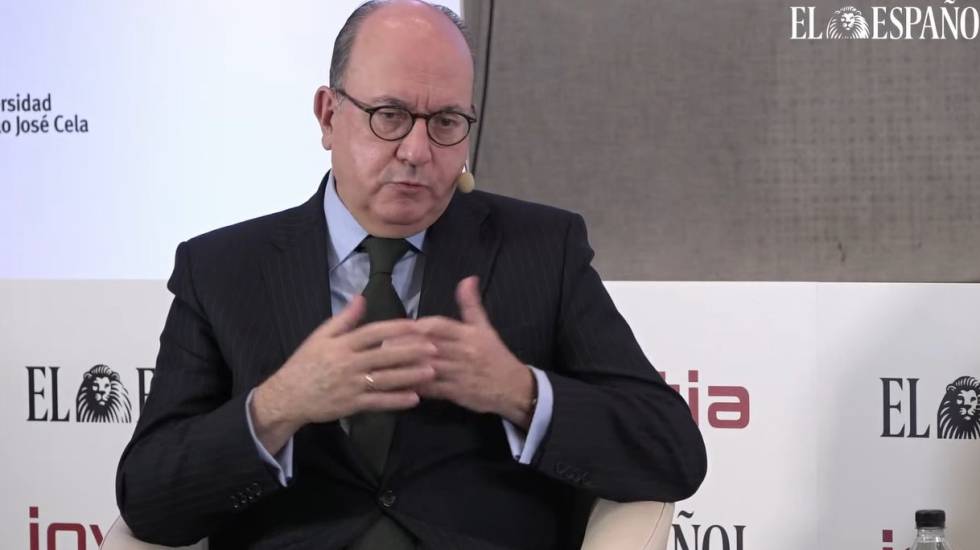 El presidente de la AEB, José María Roldán, durante su intervención en el II Observatorio financiero organizado por El Español e Invertia.rn