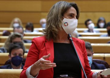 Ribera prepara medidas para bajar la factura en coordinación con la UE Ribera prepara medidas para bajar la factura en coordinación con la UE
