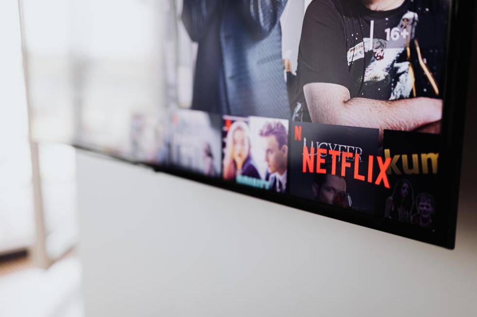 Logotipo de Netflix en una tele