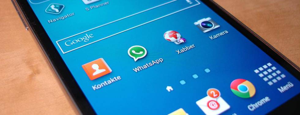 Icono de WahtsApp en un smartphone