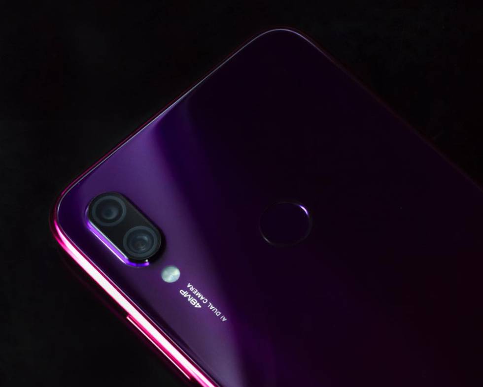 Imagen trasera de un smartphone Xiaomi