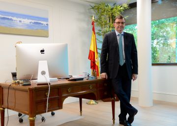Martínez Sanchiz: “No se puede someter la dignidad de las personas a una digitalización forzosa” Martínez Sanchiz: “No se puede someter la dignidad de las personas a una digitalización forzosa”