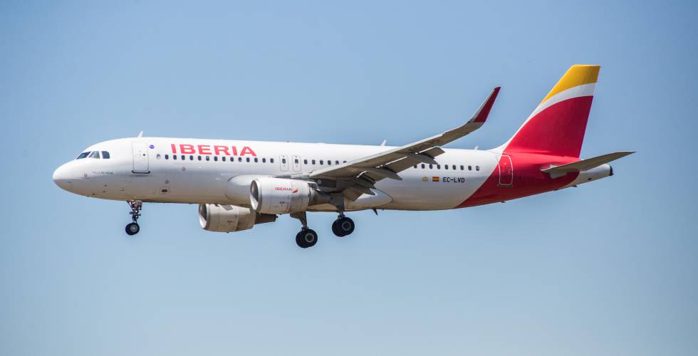 Iberia contrata a los primeros pilotos tras la pandemia