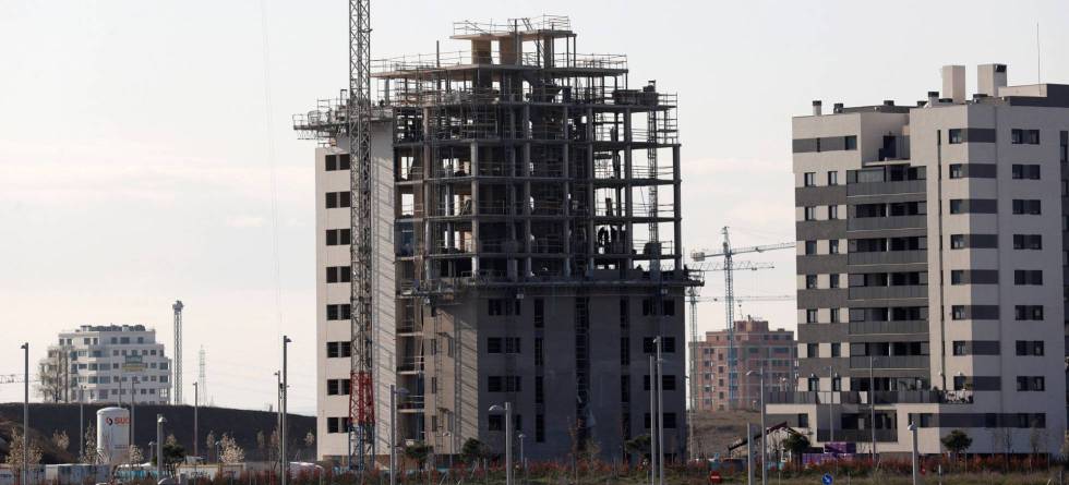 El efecto en las familias de la subida de tipos: hipotecas más caras y depósitos mejor pagados