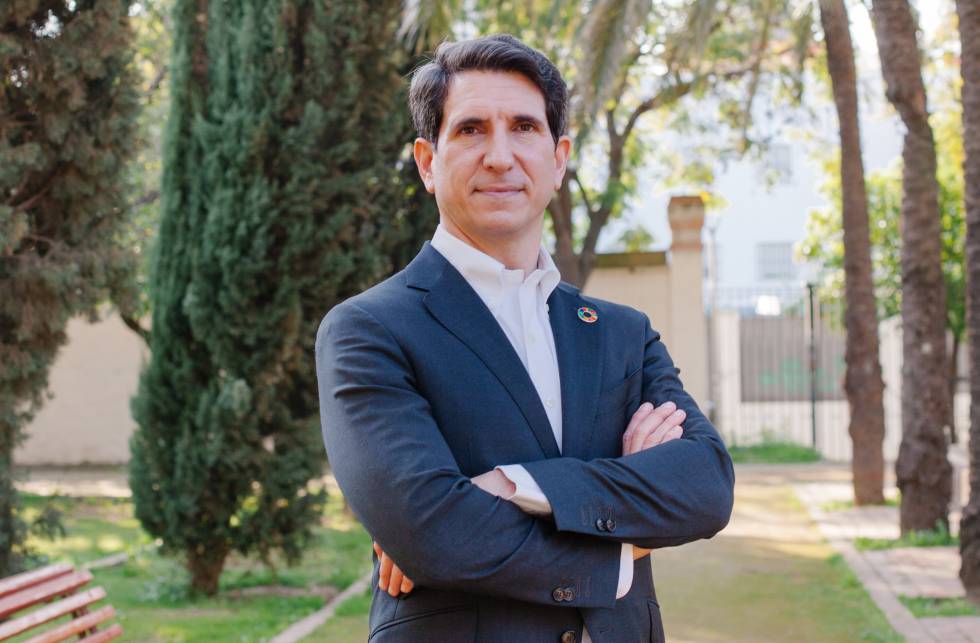 Javier Brey, presidente de la AeH2.