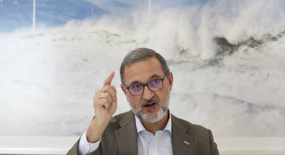 Juan Virgilio Márquez, director general de la AEE.