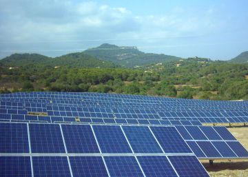 Las comunidades autónomas tienen en el aire proyectos renovables por 80.000 MW Las comunidades autónomas tienen en el aire proyectos renovables por 80.000 MW