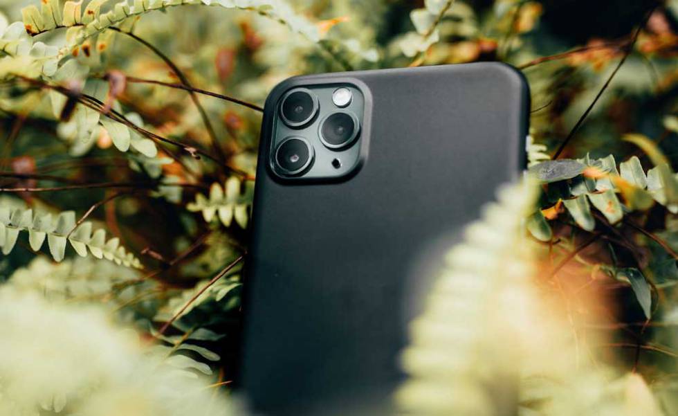 Cámra trasera de un teléfono iPhone 14 Pro